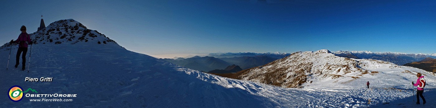 77 Panoramica scendendo dalla vetta del Guglielmo.jpg